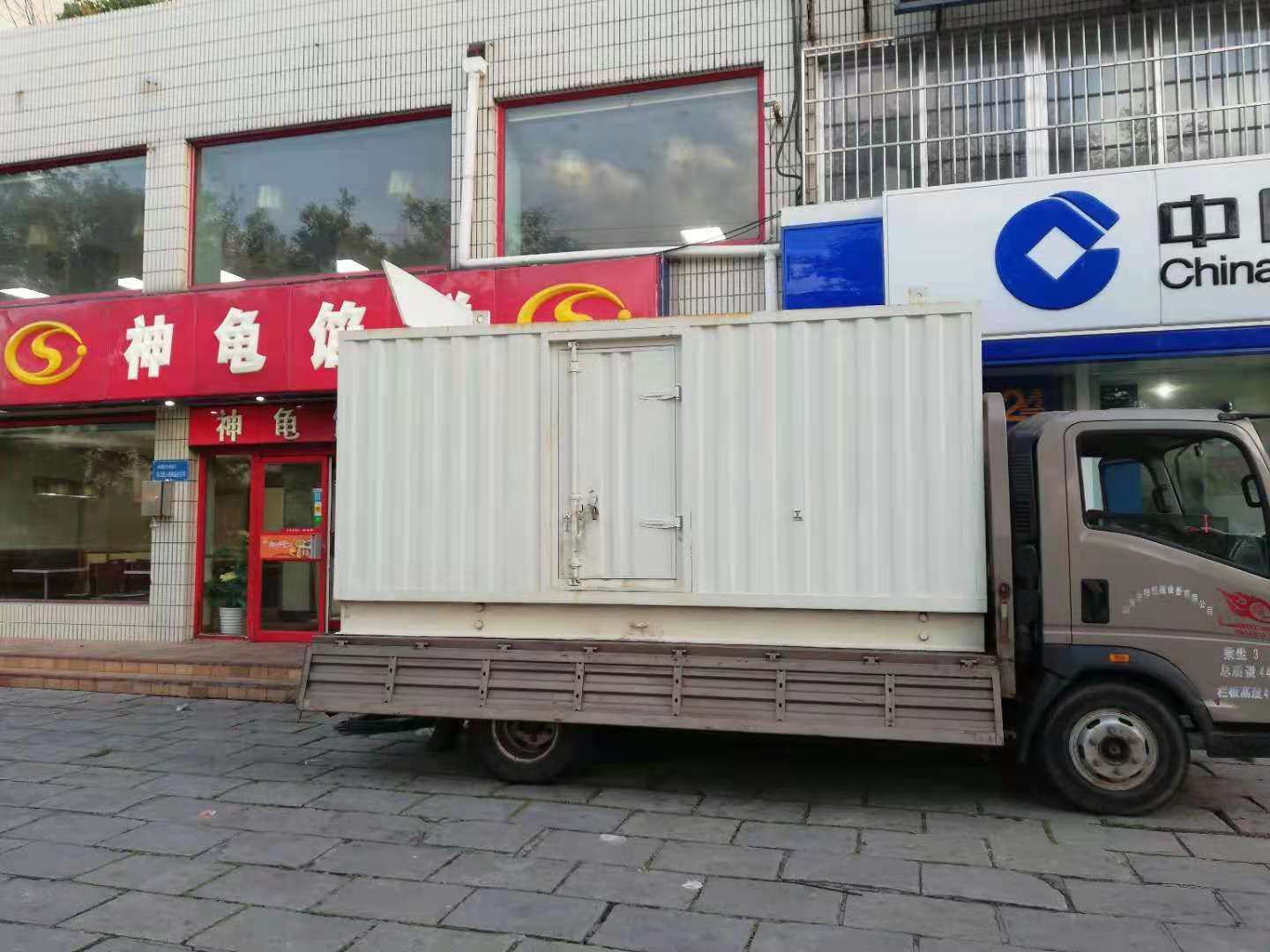 溪湖出租发电机-柴油发电机组错误的启动方式